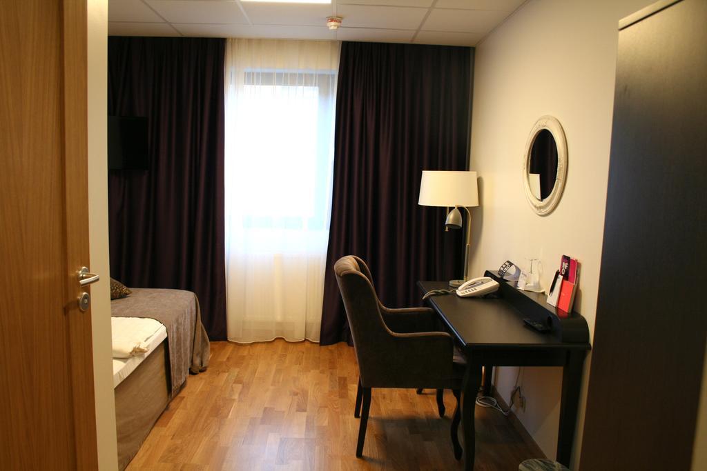 Home Hotel Bristol Arvika Phòng bức ảnh